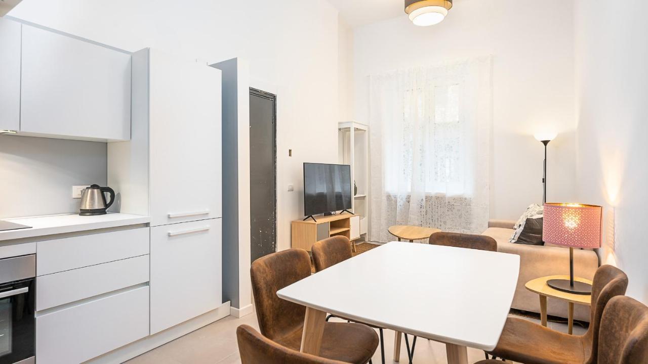 Classbnb - Due Moderni Appartamenti A 1Km Dall'Arco Della Pace Milaan Buitenkant foto