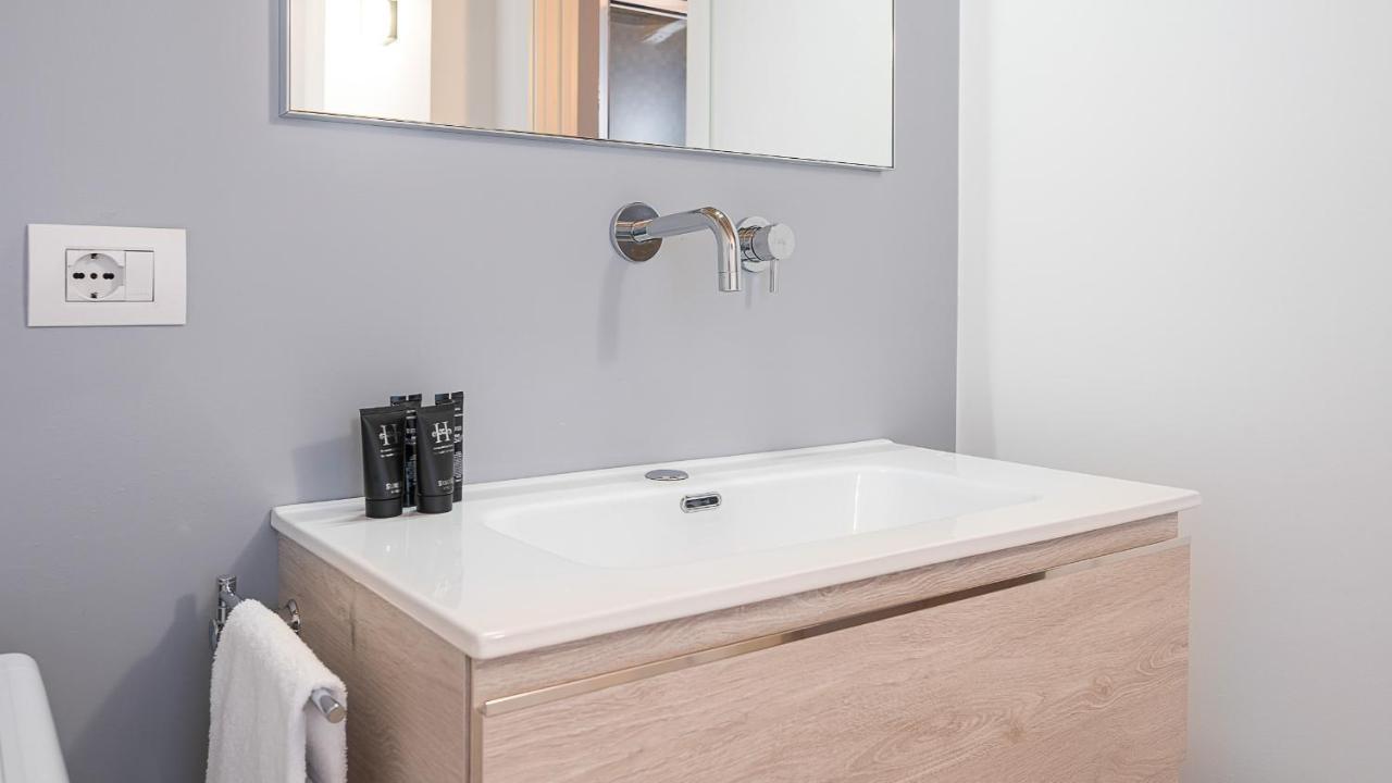 Classbnb - Due Moderni Appartamenti A 1Km Dall'Arco Della Pace Milaan Buitenkant foto